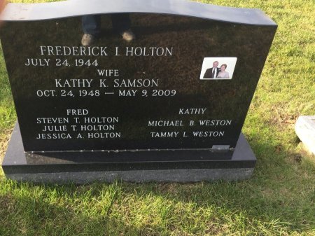 HOLTON, KATHRYN KAREN - Franklin County, Massachusetts | KATHRYN KAREN HOLTON - Massachusetts Gravestone Photos