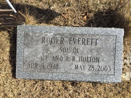 HOLTON, ROGER EVERETT - Franklin County, Massachusetts | ROGER EVERETT HOLTON - Massachusetts Gravestone Photos